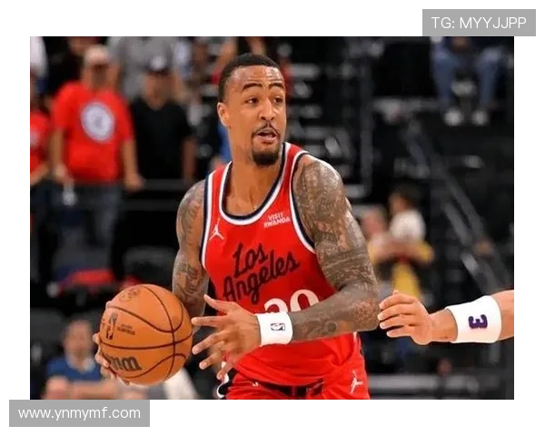 科林斯盛赞球队天赋满满拥有冠军与MVP的辉煌成就